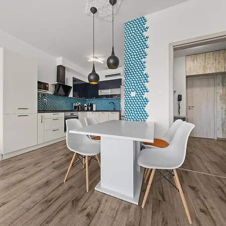 Air-conditioned, 2 With Balcony, New Building Raca Apartamento *