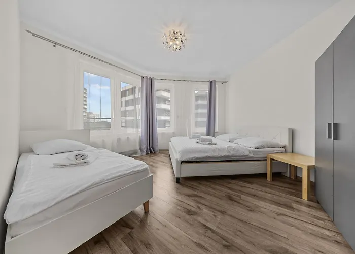 Апартаменти Air-conditioned, 2 With Balcony, New Building Raca Братислава